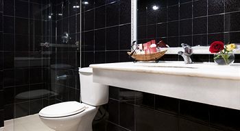 サガ ホテル ホーチミン市 エクステリア 写真